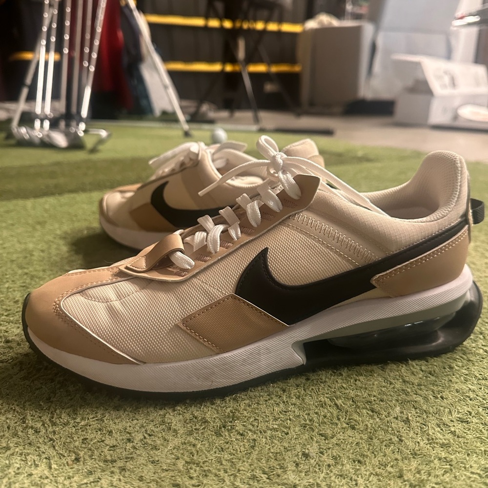 Nike Womans Tan and Black Sneakers